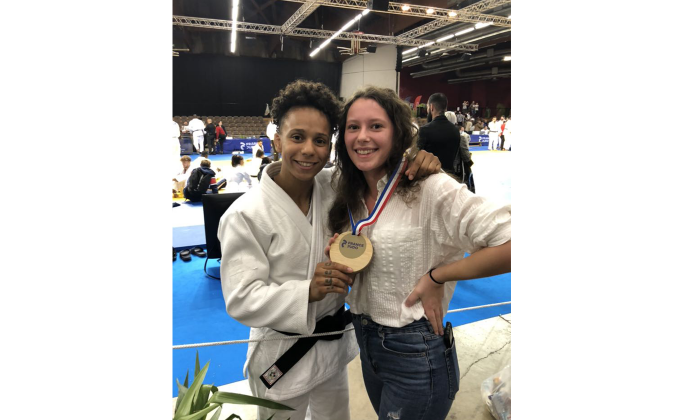 La rencontre de deux passionnées de judo.